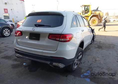 2018 Mercedes-Benz Glc 300 4Matic z USA, uszkodzony, nr VIN WDC0G4KB3JV070026